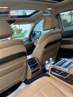 بي ام دبليو الفئة 7